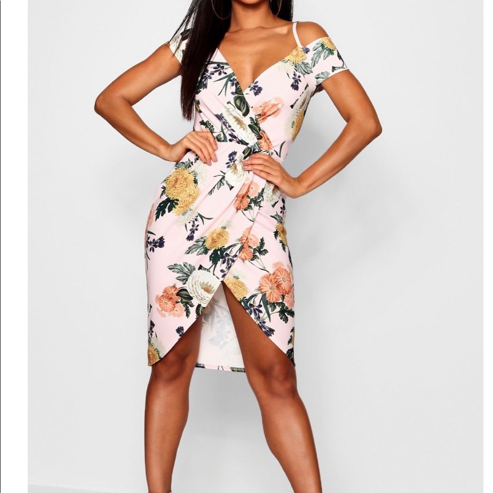 Stretch can fit size 6 to 12